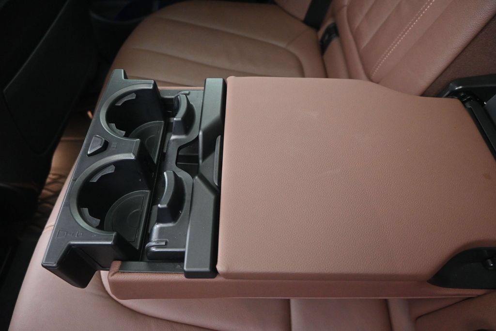 Used 2020 BMW X5 sDrive40i w/ Premium Package RWD image 17