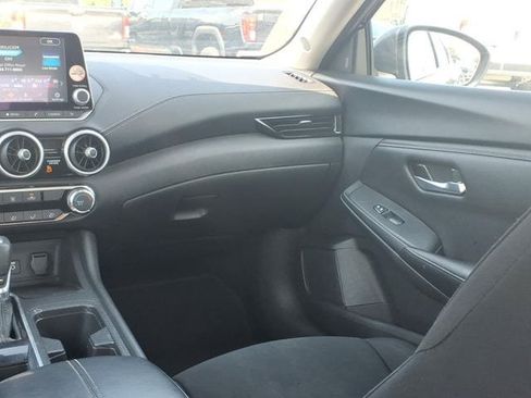 Used 2024 Nissan Sentra SV FWD image 13