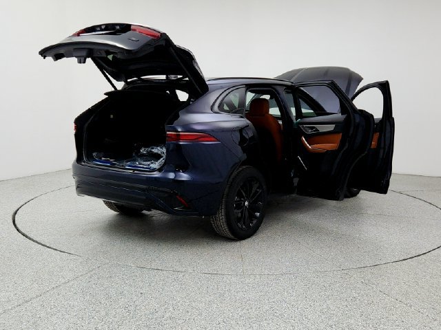 New 2026 Jaguar F-PACE R-Dynamic S AWD/4WD image 11