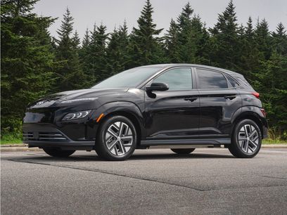 Certified 2023 Hyundai Kona SE w/ Cargo Package