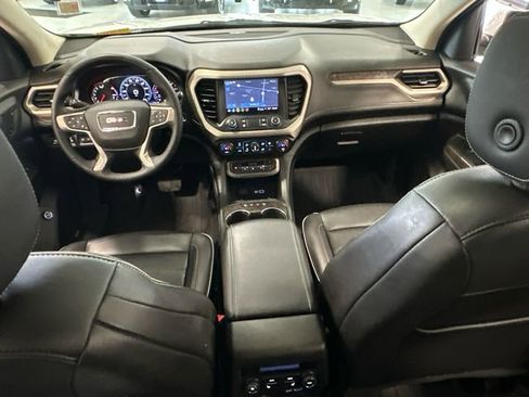 Used 2023 GMC Acadia Denali w/ Denali Ultimate Package AWD/4WD image 15