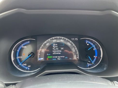 New 2025 Toyota RAV4 LE image 14