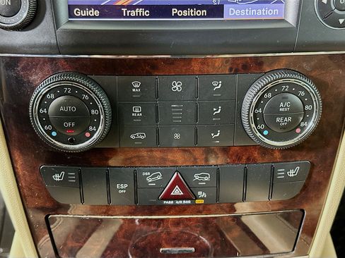 Used 2011 Mercedes-Benz ML 350 4MATIC image 23