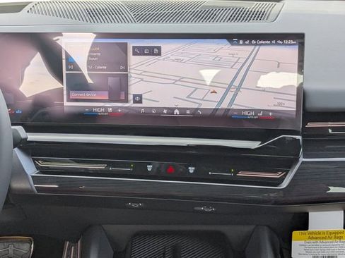 New 2026 BMW 530i xDrive w/ Executive Package image 17