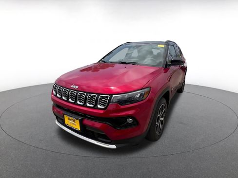 Used 2025 Jeep Compass Limited AWD/4WD image 7