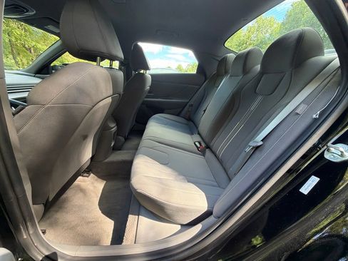 Certified 2026 Hyundai Elantra Sport FWD image 13