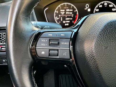 Used 2025 Honda Civic Sport image 12