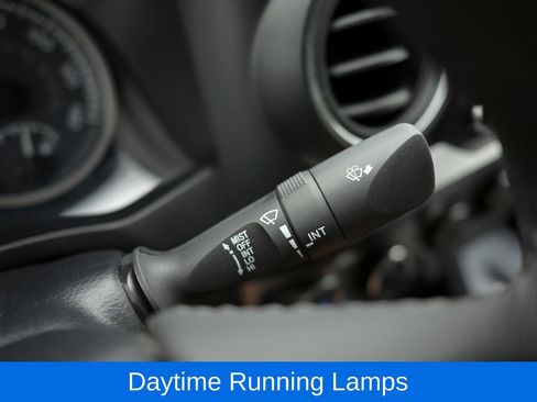 Used 2023 Toyota Tacoma SR5 AWD/4WD image 21