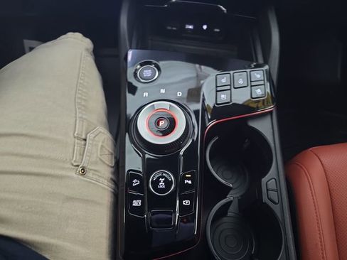 Certified 2023 Kia Sportage SX Prestige image 22