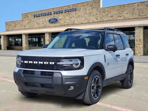 New 2026 Ford Bronco Sport Outer Banks w/ Outer Banks Tech Package+ AWD/4WD image 2