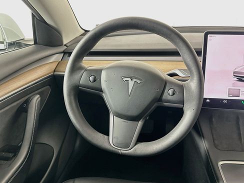 Used 2023 Tesla Model 3 Standard Range RWD image 17