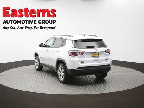 Used 2024 Jeep Compass Latitude AWD/4WD image 63
