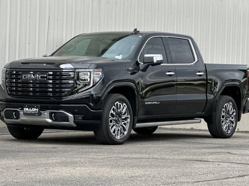 Used 2023 GMC Sierra 1500 Denali Ultimate AWD/4WD image 8