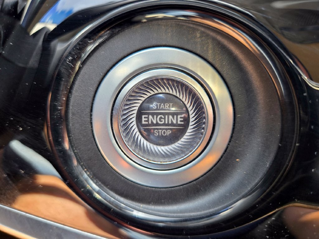Used 2019 Mercedes-Benz S 560 4MATIC Sedan image 39