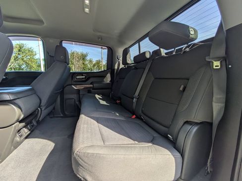 Used 2021 GMC Sierra 1500 SLE w/ X31 Off-Road Package AWD/4WD image 13
