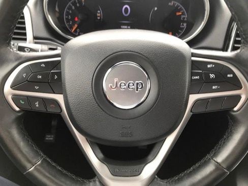 Certified 2020 Jeep Grand Cherokee Limited AWD/4WD image 9
