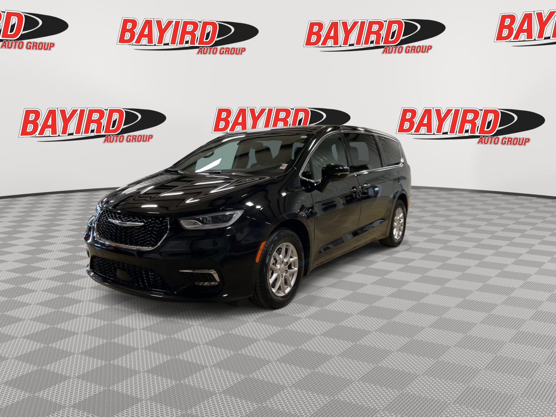 Used 2026 Chrysler Pacifica Select FWD image 4