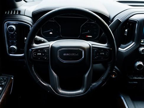 Used 2021 GMC Sierra 2500 Denali w/ Denali Ultimate Package image 13