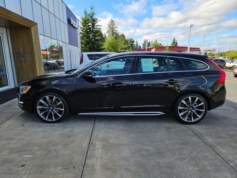 Used 2015 Volvo V60 T5 Premier FWD image 8