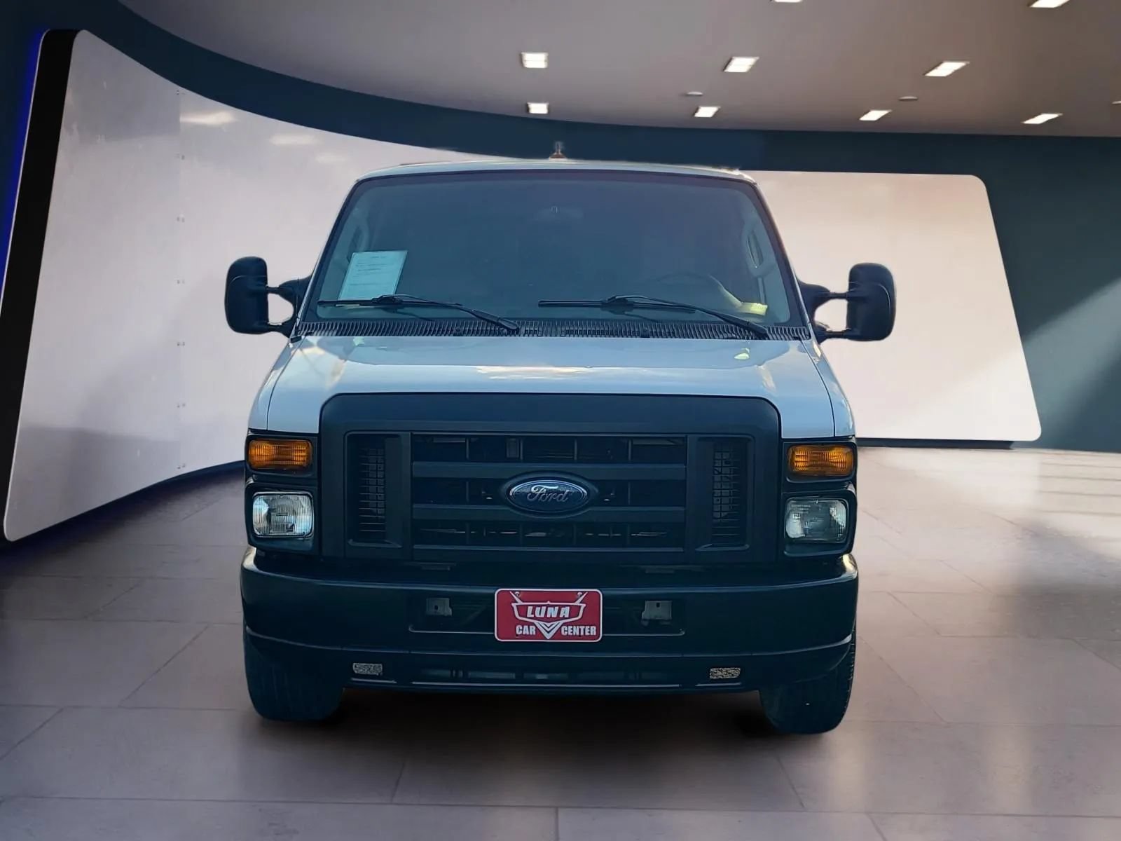 Used 2010 Ford E-250 and Econoline 250 RWD image 8