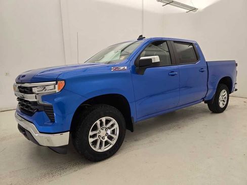 New 2025 Chevrolet Silverado 1500 LT w/ Z71 Off-Road Package image 23