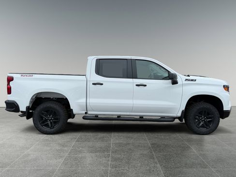New 2026 Chevrolet Silverado 1500 Custom Trail Boss w/ LPO, Dark Essentials Package image 6