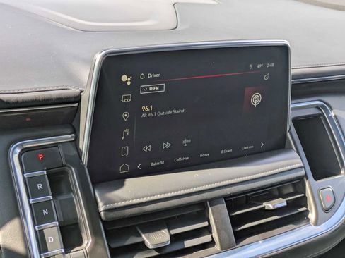 Used 2023 GMC Yukon SLE image 31