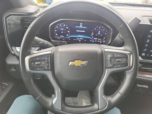 Certified 2024 Chevrolet Silverado 2500 LT w/ Convenience Package AWD/4WD image 14