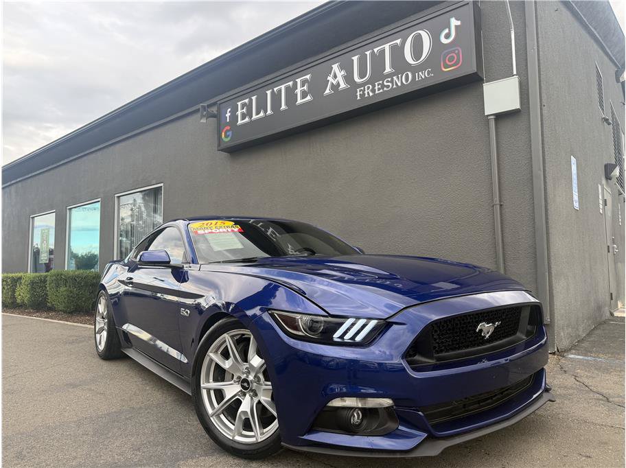 Used 2015 Ford Mustang GT Premium w/ Equipment Group 401A RWD image 1