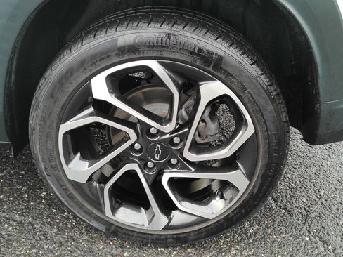 Certified 2024 Chevrolet Trax RS w/ Driver Confidence Package FWD image 27