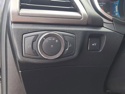 Certified 2020 Ford Fusion SE image 22