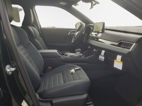 New 2026 Mitsubishi Outlander LE FWD image 26