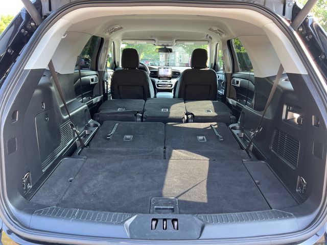 Certified 2022 Ford Explorer XLT AWD/4WD image 33