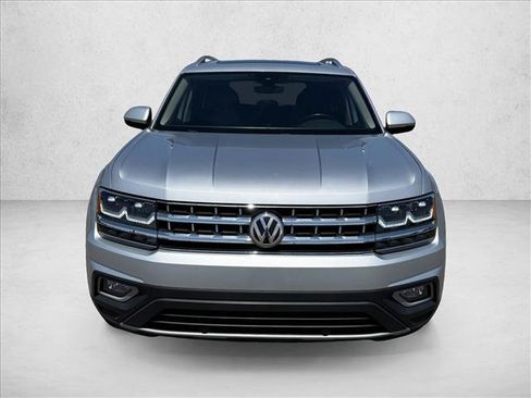 Used 2018 Volkswagen Atlas SEL FWD image 2