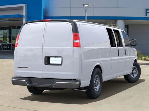 New 2024 Chevrolet Express 3500 Extended w/ Driver Convenience Package image 4