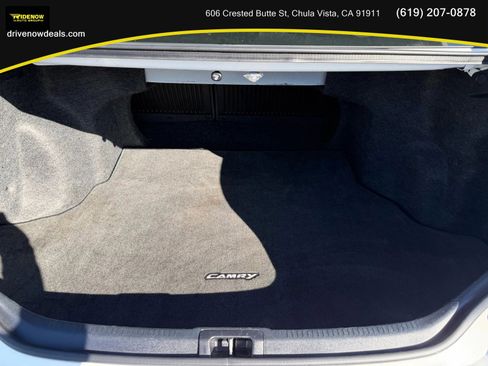 Used 2016 Toyota Camry SE image 35