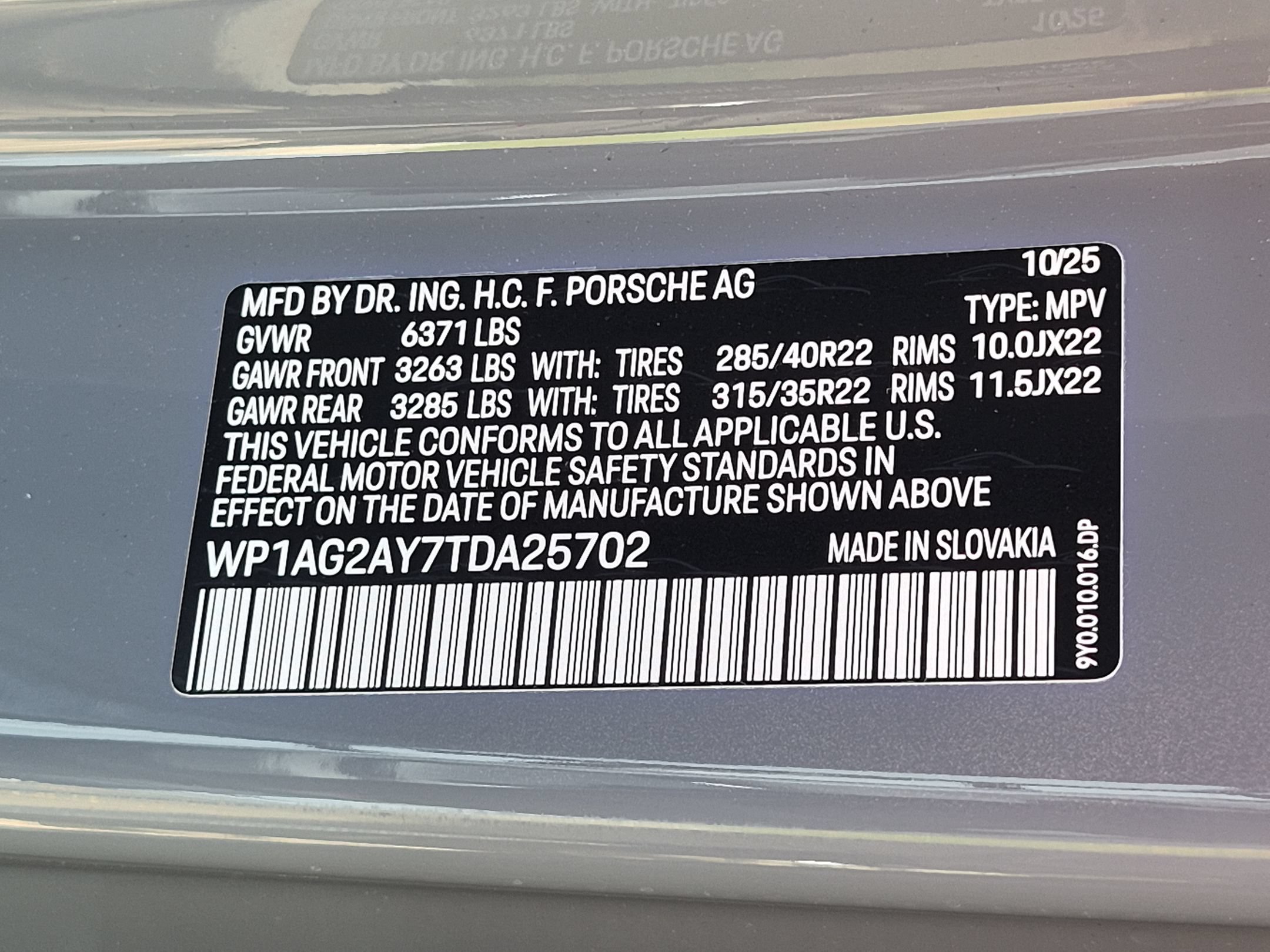 Certified 2026 Porsche Cayenne GTS AWD/4WD image 30