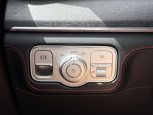 New 2026 Mercedes-Benz GLE 53 AMG 4MATIC Coupe image 19