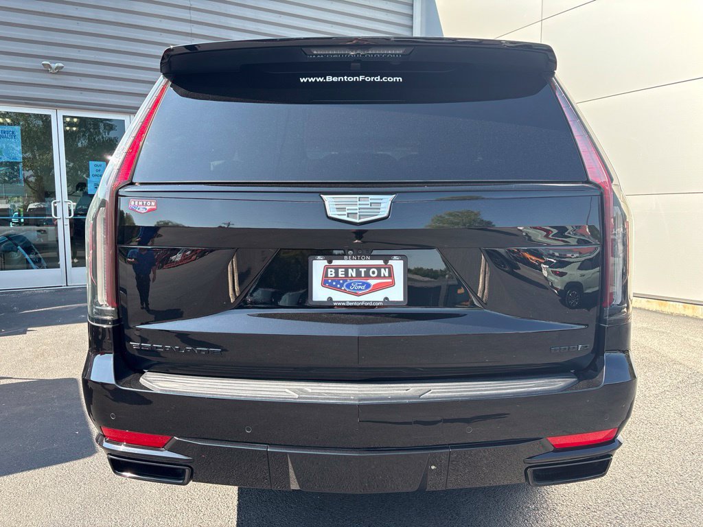 Used 2022 Cadillac Escalade Sport Platinum AWD/4WD image 6