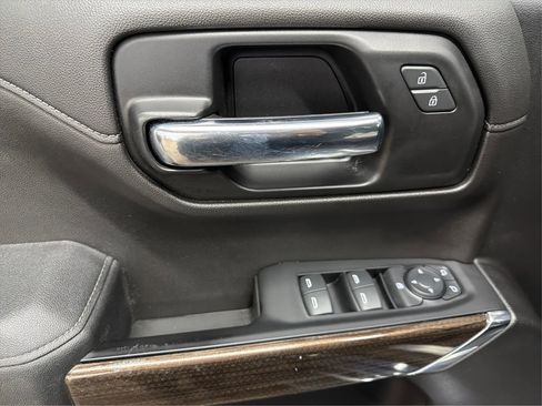 Used 2019 Chevrolet Silverado 1500 LT w/ Texas Edition image 29