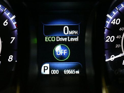 Used 2013 Toyota Avalon XLE Premium FWD image 47
