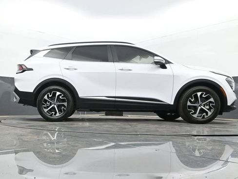 Used 2025 Kia Sportage EX w/ Premium Package FWD image 24