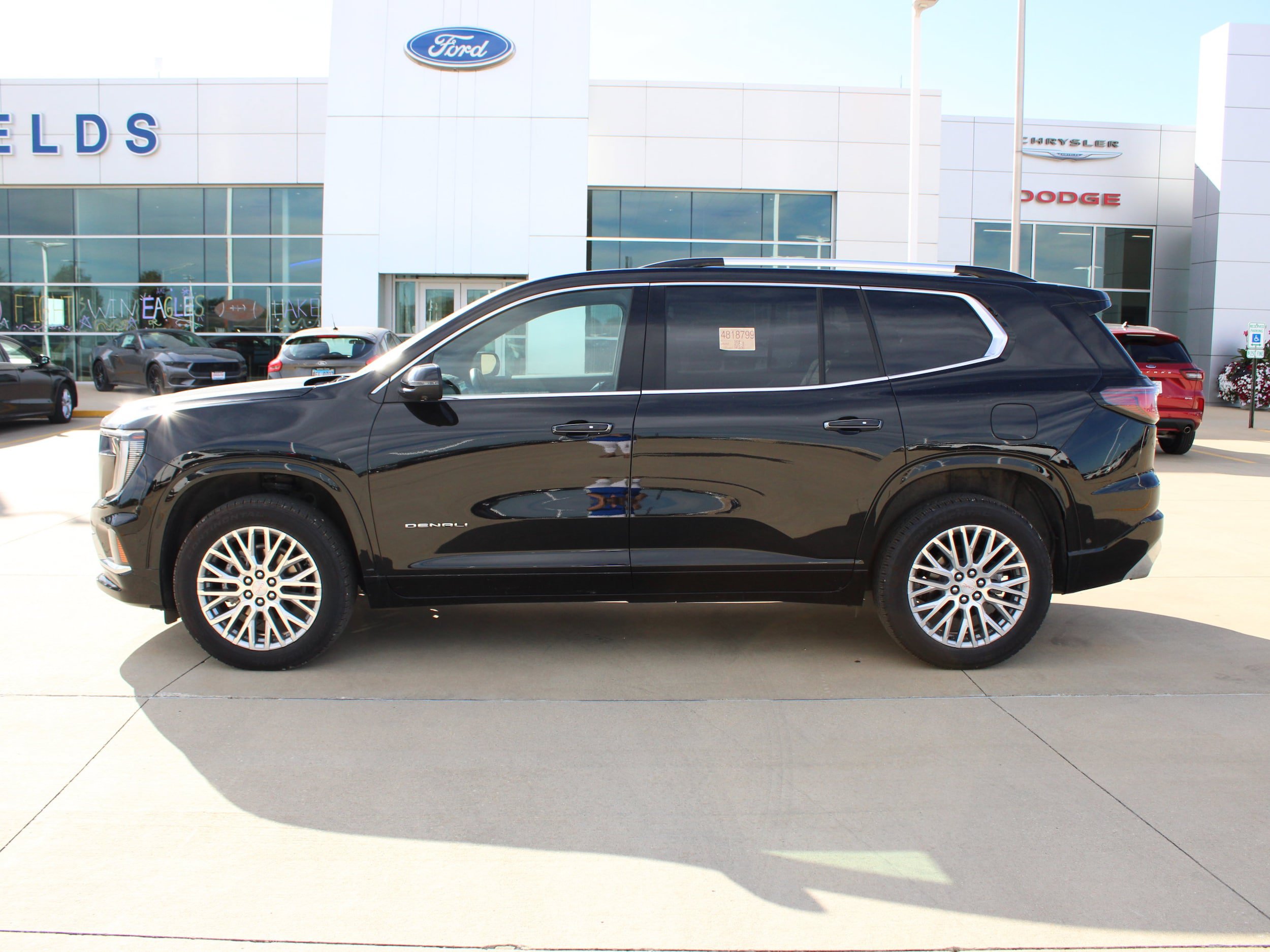 Used 2026 GMC Acadia Denali w/ Super Cruise Package AWD/4WD image 3