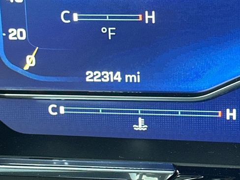 Used 2024 Chevrolet Silverado 3500 High Country w/ High Country Premium Package image 7