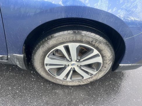 Used 2019 Subaru Outback 2.5i Limited AWD/4WD image 10