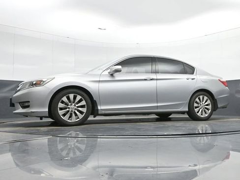 Used 2013 Honda Accord EX-L image 16