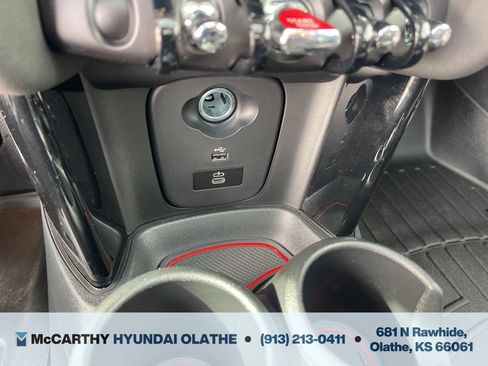 Used 2024 MINI Cooper S image 25