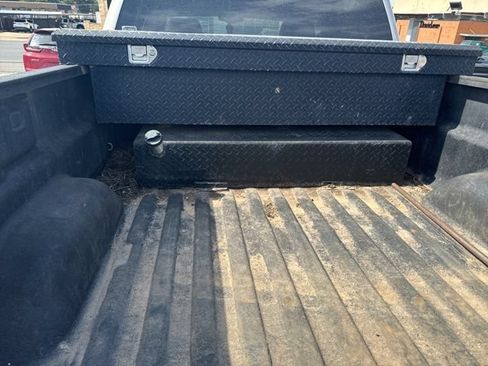 Used 2007 GMC Sierra 2500 SLT w/ Convenience Package AWD/4WD image 5