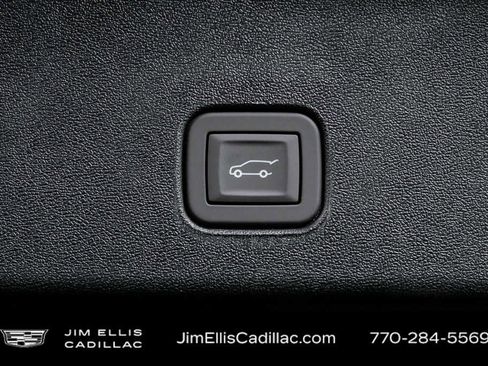 New 2026 Cadillac Optiq Luxury 2 RWD image 32