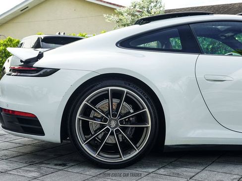 Used 2020 Porsche 911 Carrera RWD image 8